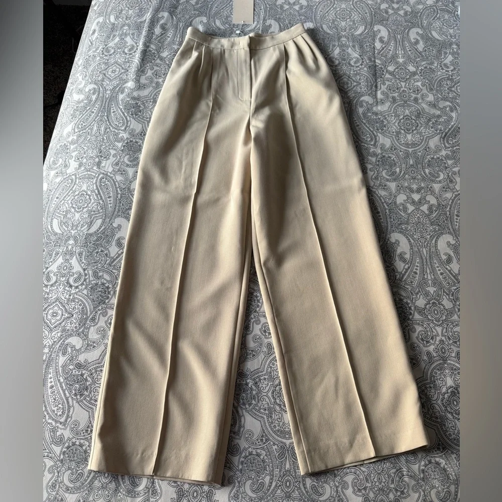 12STOREEZ Cream Pleated Trousers - Picture 8 of 10